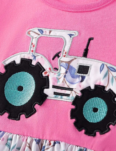 Kleid mit Comic-Auto-Applikation