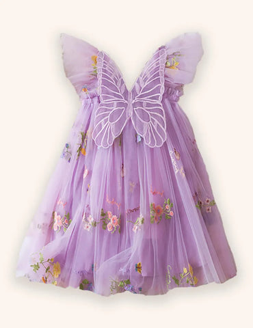 Besticktes Kleid mit Blumen und Schmetterlingen