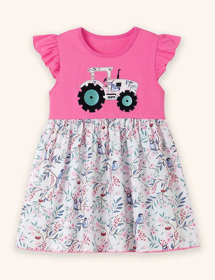 Kleid mit Comic-Auto-Applikation