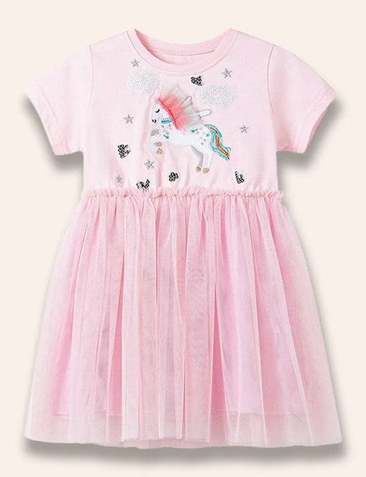 Abito in tulle con paillettes applicati con unicorno volante
