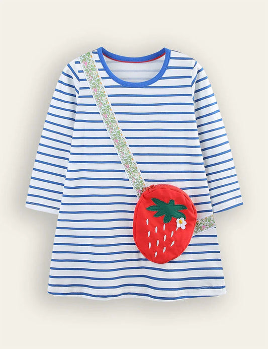 Abito con borsa con applicazioni di fragole