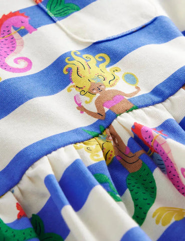 Vestido de rayas con estampado completo de sirena