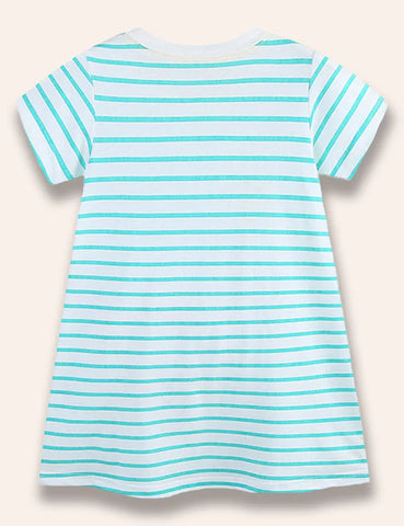 Niedliches Kleid mit Eistasche
