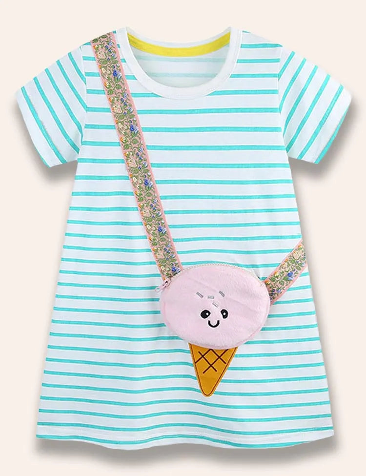 Niedliches Kleid mit Eistasche