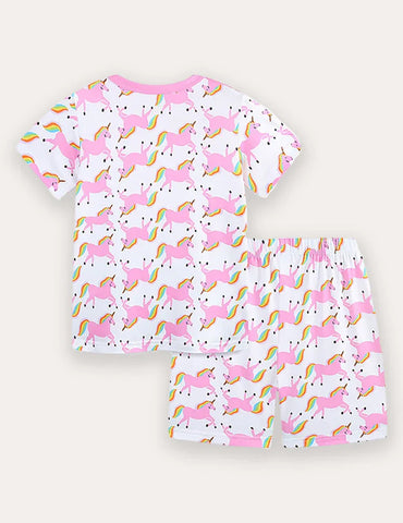 Conjunto de camiseta de manga corta y pantalones cortos con estampado de unicornio