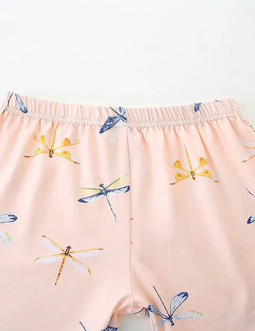 Conjunto de camiseta de manga corta y pantalones cortos con estampado de libélula