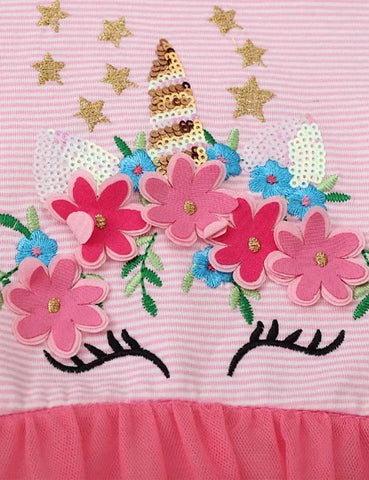 Vestido de tul a rayas con unicornio y lentejuelas