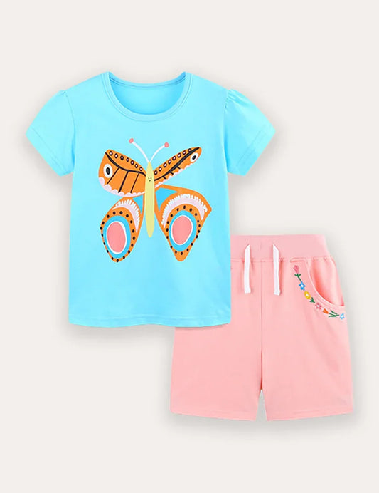 Conjunto de camiseta de manga corta y pantalones cortos con estampado de mariposas