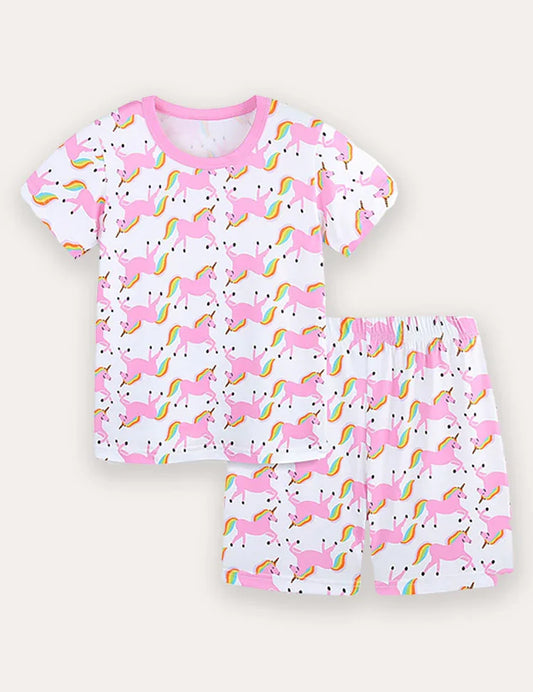 Conjunto de camiseta de manga corta y pantalones cortos con estampado de unicornio