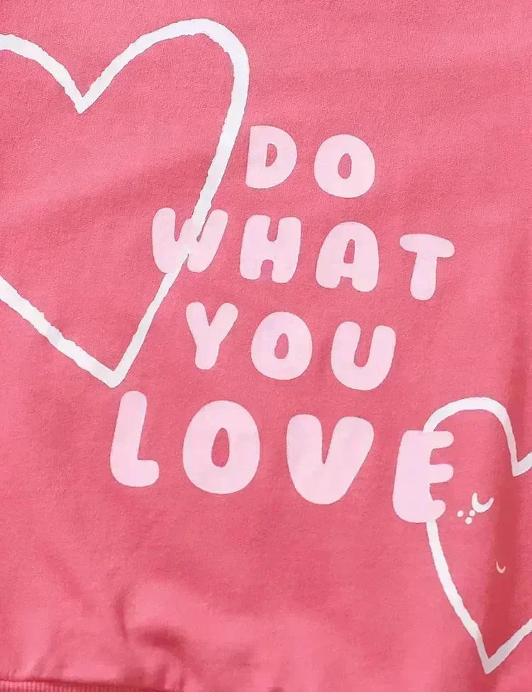Conjunto de sudadera con estampado de corazones
