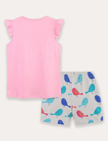 Conjunto de camiseta y pantalones cortos con aplicación de pájaros