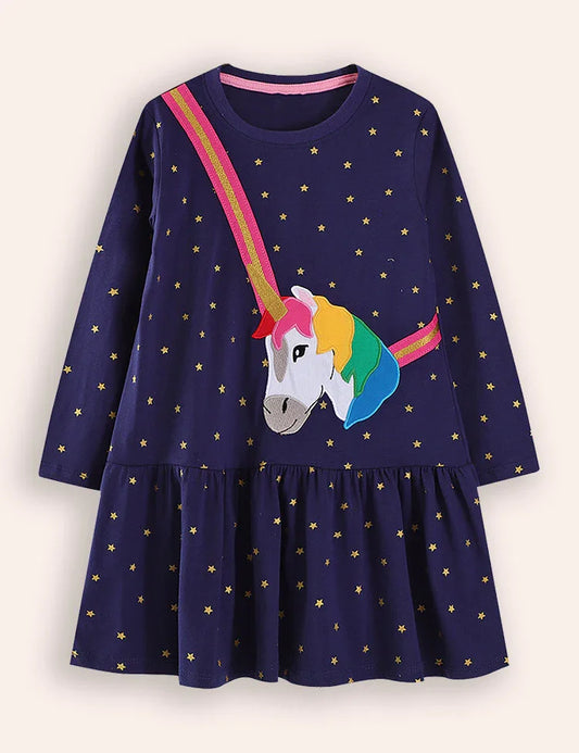 Vestido de manga larga con apliques de unicornio y estrellas