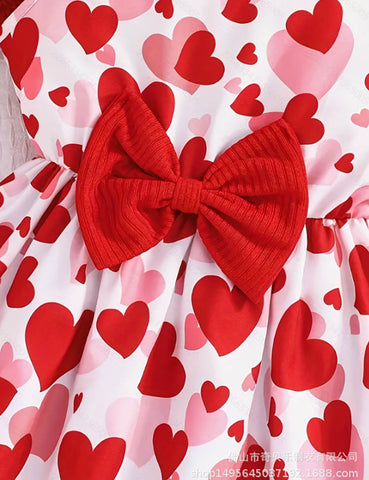 Cárdigan de punto de San Valentín + vestido estampado