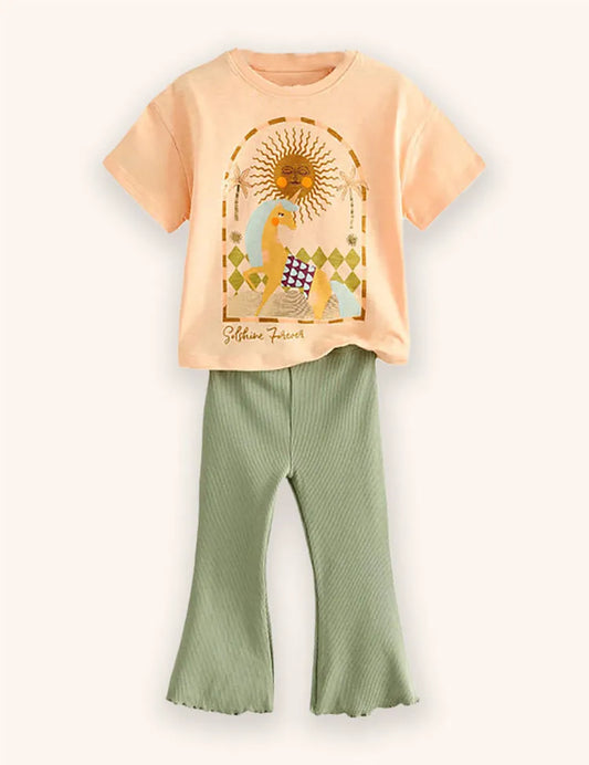 Conjunto estampado de unicornio y sol.